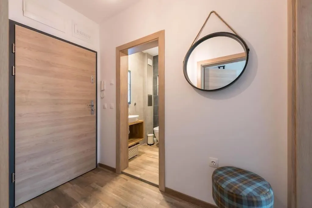 Azur Deluxe Apartment Varna 0*, Saints Constantine and Helena