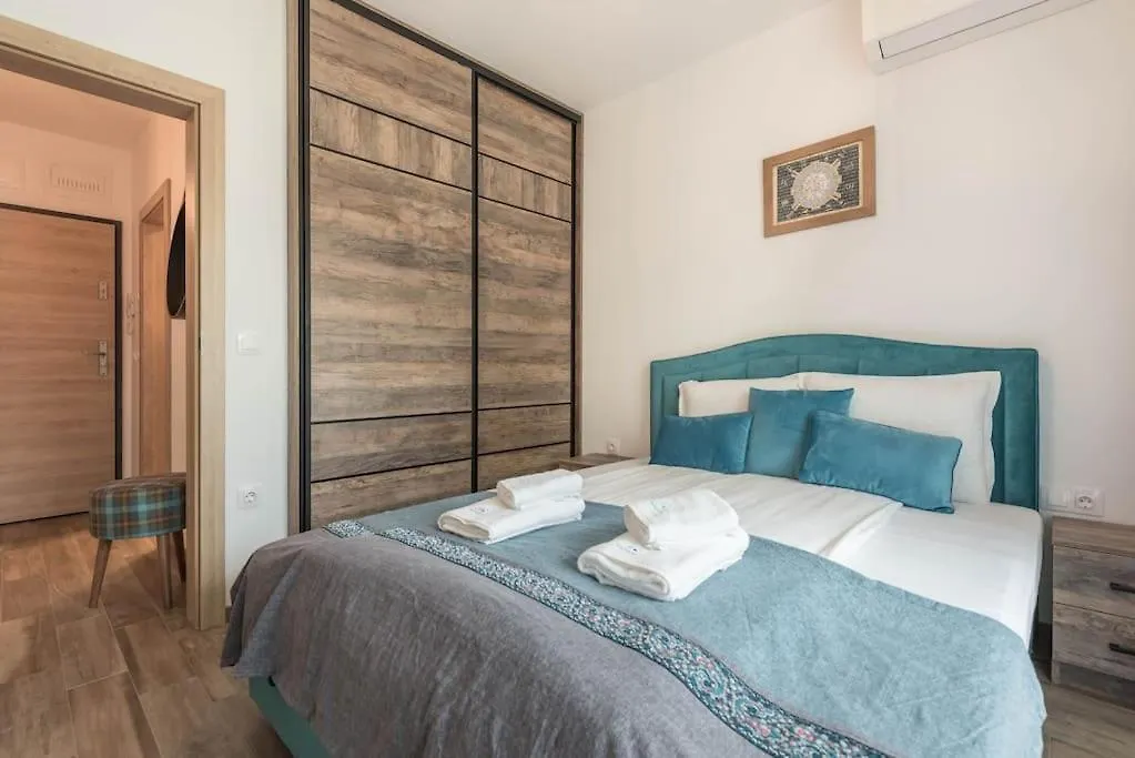 Azur Deluxe Apartment Varna 0*, Saints Constantine and Helena Bulgaria