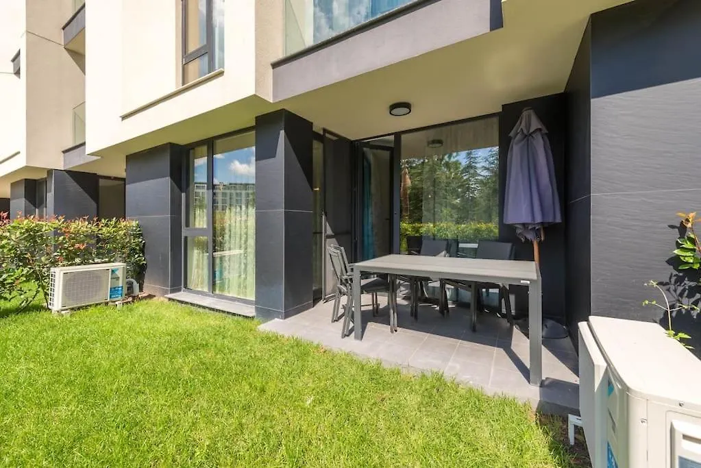 Azur Deluxe Apartment Varna  Saints Constantine and Helena