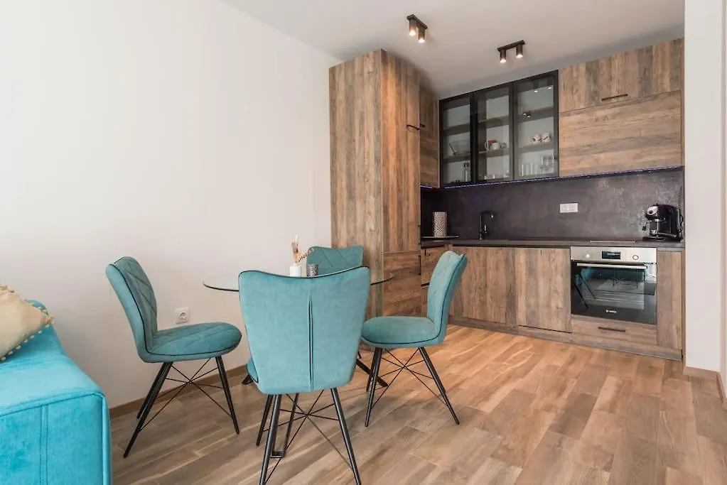 Azur Deluxe Apartment Varna