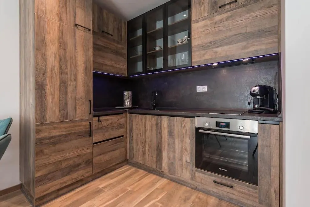 Azur Deluxe Apartment 바르나