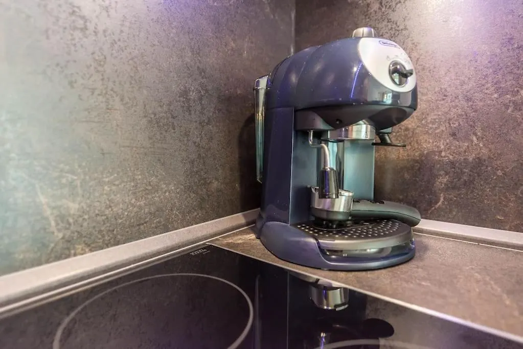 Azur Deluxe Apartment 바르나